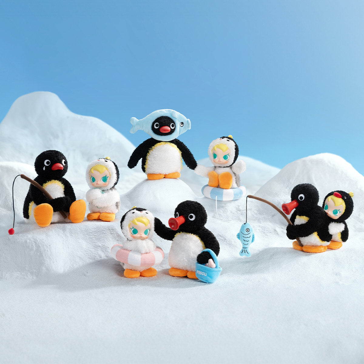 Baby Molly × Pingu Happy Fishing Caja Sorpresa - Figura coleccionable de Pop Mart